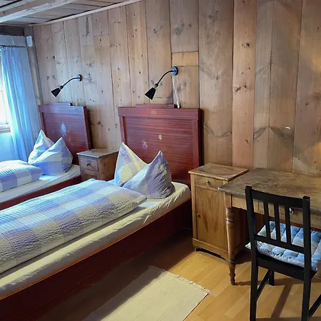 Grosse Im Engadinerhaus