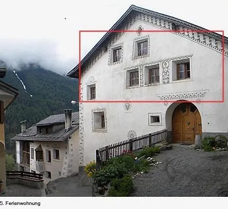 Grosse Im Engadinerhaus *